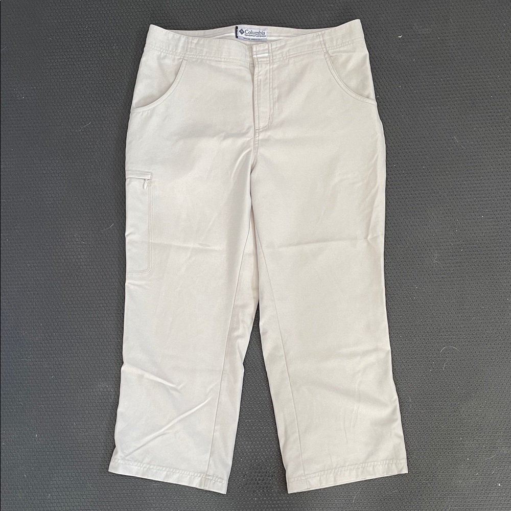 Columbia Sz 12 Women’s Light Tan Casual Capri Pants